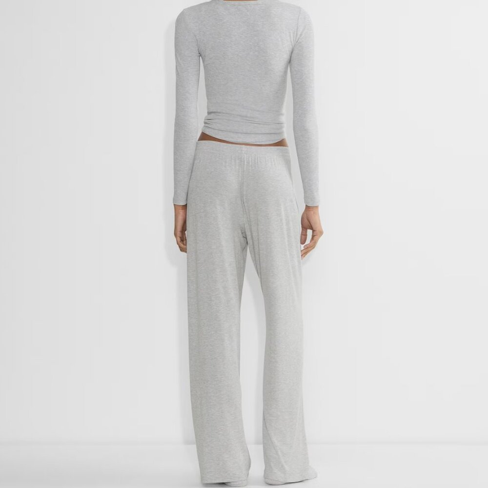 ARITZIA The Group Luxe Lounge Tomorrow Set in Heather Chrome Size Small